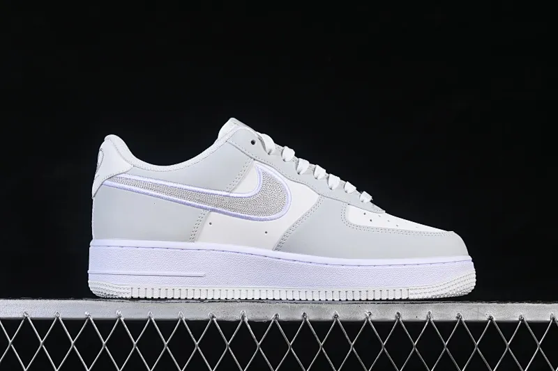 All categories Nk Air Force 1 Air Force series Nk Air Force 1 Low Air Force low-top Nike Air Force 1'07 Low white and gray embroidery Air Force 1 low-top casual sneakers IB6842-100